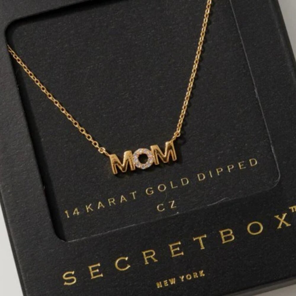 MOTHER'S DAY GIFT 💐 Secret Box “MOM” Gold Necklace